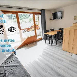https://chaleureux-appt-4-6-pers-60m-des-pistes-piscine.hotels-rhonealpes.com
